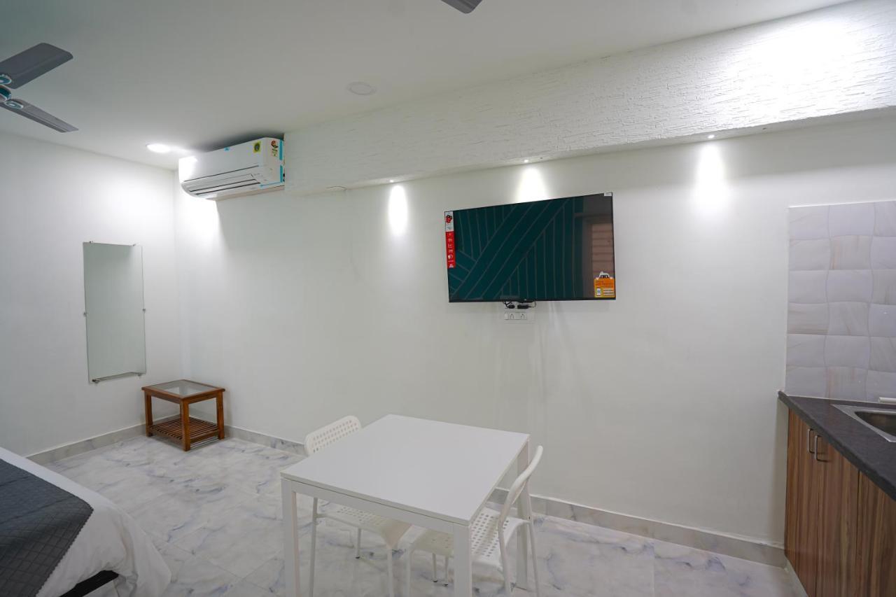 Mahasri Studio Apartments- Brand New Fully Furnished Air Conditioned Studio Apartments Tirupati Exteriér fotografie