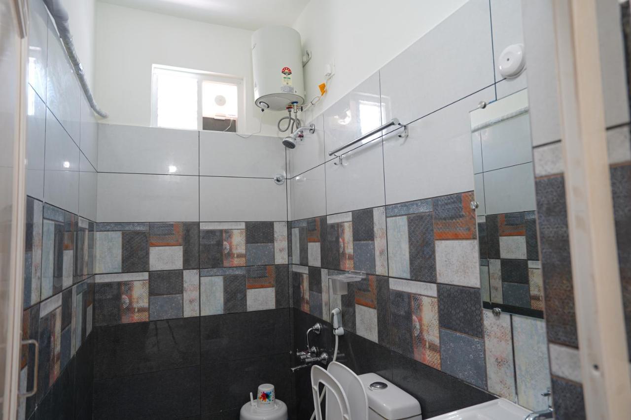 Mahasri Studio Apartments- Brand New Fully Furnished Air Conditioned Studio Apartments Tirupati Exteriér fotografie